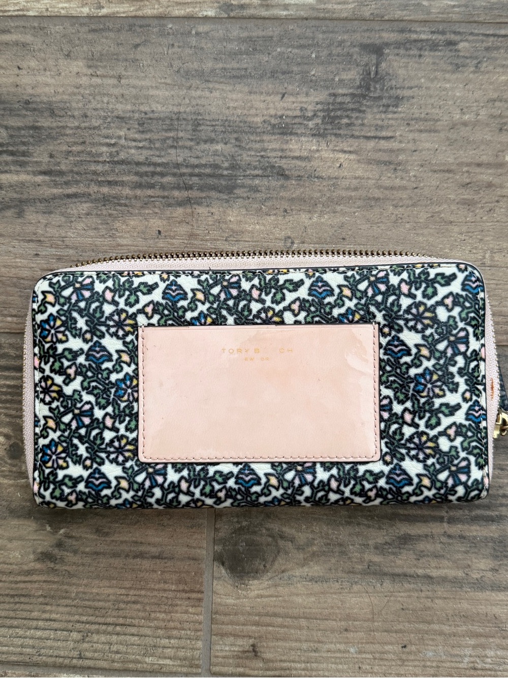 Tory Burch Color-Block Zip Continental Wallet in Ivory Wild Pansy